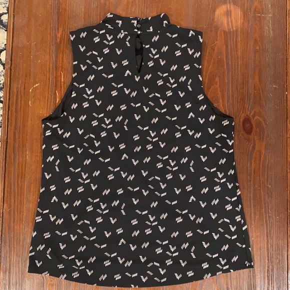 WHBM Mock Neck Top - Picture 3 of 4